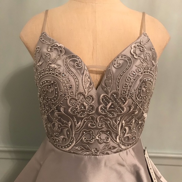 👛 NWT! Stunning Homecoming, Prom, Formal Dress - Picture 6 of 7